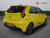 Used MG MG3 Exclusive 106 HP (77 kW) 2021 Yellow Hatchback