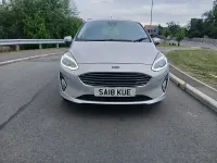 Used Ford Fiesta Zetec 70 HP (51 kW) 2018 Silver Hatchback