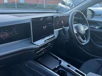 Used VW Passat Elegance 204 HP (150 kW) 2025 Black Estate