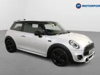 Usado Mini Cooper Hatch 2019 Plateado Utilitario