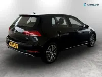 Used VW Golf VII SE 110 HP (80 kW) 2017 Black Hatchback
