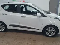 Used Hyundai i10 Premium SE 87 HP (63 kW) 2015 White Hatchback