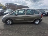 Usado Citroën Xsara Picasso 2010 Castanho Monovolume