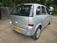 Begagnad Vauxhall Meriva Club 2009 Silver Minibuss