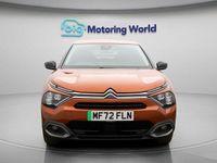 Begagnad Citroën e-C4 Shine 100 kW (136 HK) 2023 Brun Halvkombi