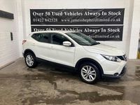 Used Nissan Qashqai Acenta 2017 White SUV