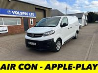 Used Vauxhall Vivaro S 100 HP (73 kW) 2020 White MPV