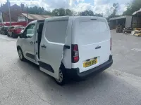 Used Citroën Berlingo 75 HP (55 kW) 2019 White MPV