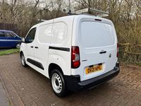 Used Vauxhall Combo 100 HP (73 kW) 2021 White MPV