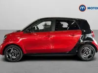Used Smart ForFour Electric Drive Premium 60 kW (82 HP) 2022 Red Hatchback
