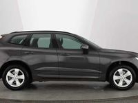 Usado Volvo XC60 Momentum 194 HP (142 kW) 2022 SUV