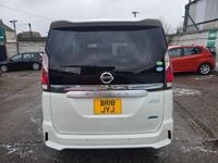 Used Nissan Serena 2018 White MPV