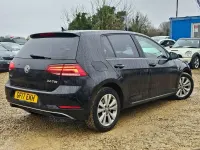 Used VW Golf VII SE 150 HP (110 kW) 2017 Black Hatchback