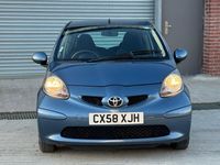 Used Toyota Aygo 67 HP (49 kW) 2008 Blue Hatchback
