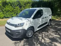 Usado Citroën Berlingo 75 HP (55 kW) 2021 Branco Monovolume