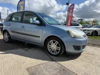Used Ford Fiesta Ghia 100 HP (73 kW) 2006 Blue Hatchback