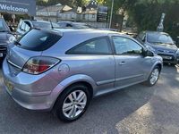 Used Vauxhall Astra Sport 89 HP (65 kW) 2009 Silver Hatchback