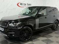 Begagnad Land Rover Range Rover Vogue 306 HK (225 kW) 2014 Svart SUV