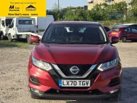 Used Nissan Qashqai Acenta Premium 160 HP (117 kW) 2020 Red SUV