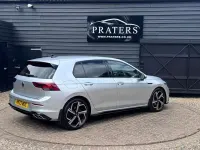 Usado VW Golf VIII R-line 150 CV (110 kW) 2023 Plateado Utilitario