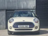 Usado Mini Cooper Hatch 136 HP (100 kW) 2016 Branco Citadino