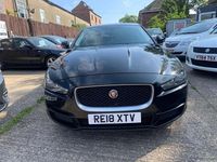 Usado Jaguar XE SE 2018 Preto Sedan