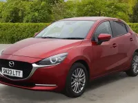 Usado Mazda 2 Inclusive 90 HP (66 kW) 2023 Vermelho Citadino