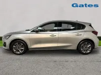 Usado Ford Focus Titanium 155 HP (114 kW) 2024 Prateado Citadino