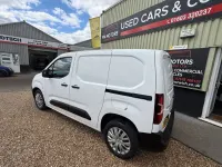 Used Peugeot Partner 2019 White MPV