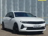Used Vauxhall Astra 130 HP (95 kW) 2023 White Hatchback