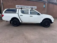 Used Mitsubishi L200 134 HP (98 kW) 2014 White Pickup