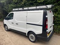 Used Vauxhall Vivaro 120 HP (88 kW) 2019 White MPV