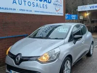 Used Renault Clio Dynamique 90 HP (66 kW) 2014 Silver Hatchback
