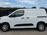 Used Peugeot Partner 101 HP (74 kW) 2021 White MPV