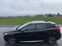 Begagnad Volvo V40 SE 2014 Svart Halvkombi