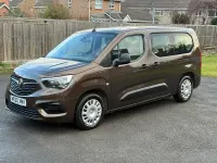 Used Vauxhall Combo Design Edition 110 HP (80 kW) 2020 Brown MPV