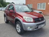 Used Toyota RAV4 147 HP (108 kW) 2004 Red SUV