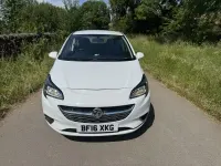 Used Vauxhall Corsa Design Edition 90 HP (66 kW) 2016 White Hatchback