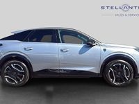 Usado Peugeot e-3008 GT 152 kW (207 CV) 2025 Gris SUV