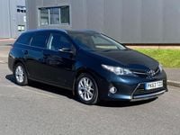 Used Toyota Auris 90 HP (66 kW) 2013 Grey Estate