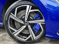 Używany VW Golf VIII R 320 KM (235 kW) 2022 Niebieski Hatchback