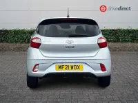 Used Hyundai i10 Premium 67 HP (49 kW) 2021 Silver Hatchback