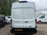 Usado Ford Transit 130 CV (95 kW) 2021 Blanco Van