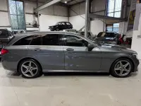 Używany Mercedes C220 AMG line 170 KM (125 kW) 2018 Szary Kombi