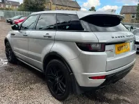 Used Land Rover Range Rover evoque HSE Dynamic 2018 Silver Estate