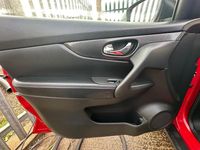 Used Nissan X-Trail Acenta 130 HP (95 kW) 2016 Red SUV