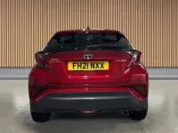 Used Toyota C-HR 122 HP (89 kW) 2021 Red SUV