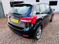 Used Hyundai ix20 SE 90 HP (66 kW) 2017 Black Hatchback