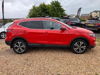 Used Nissan Qashqai N-Connecta 160 HP (117 kW) 2018 Red SUV