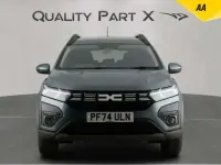 Begagnad Dacia Jogger Expression 140 HK (102 kW) 2024 Grön Minibuss
